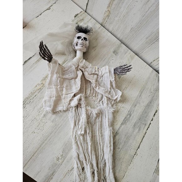 Hanging bride skeleton zombie Halloween prop plastic mini - Picture 10 of 10